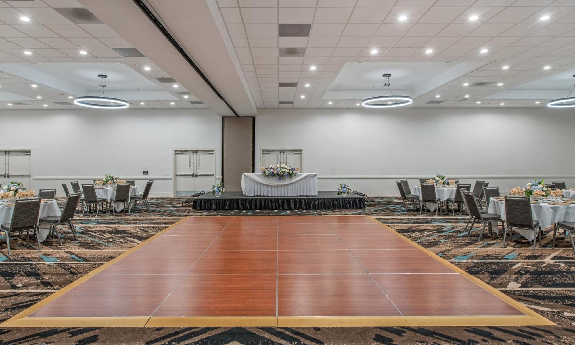 Staybridge Suites Oxnard - River Ridge By Ihg Exteriör bild