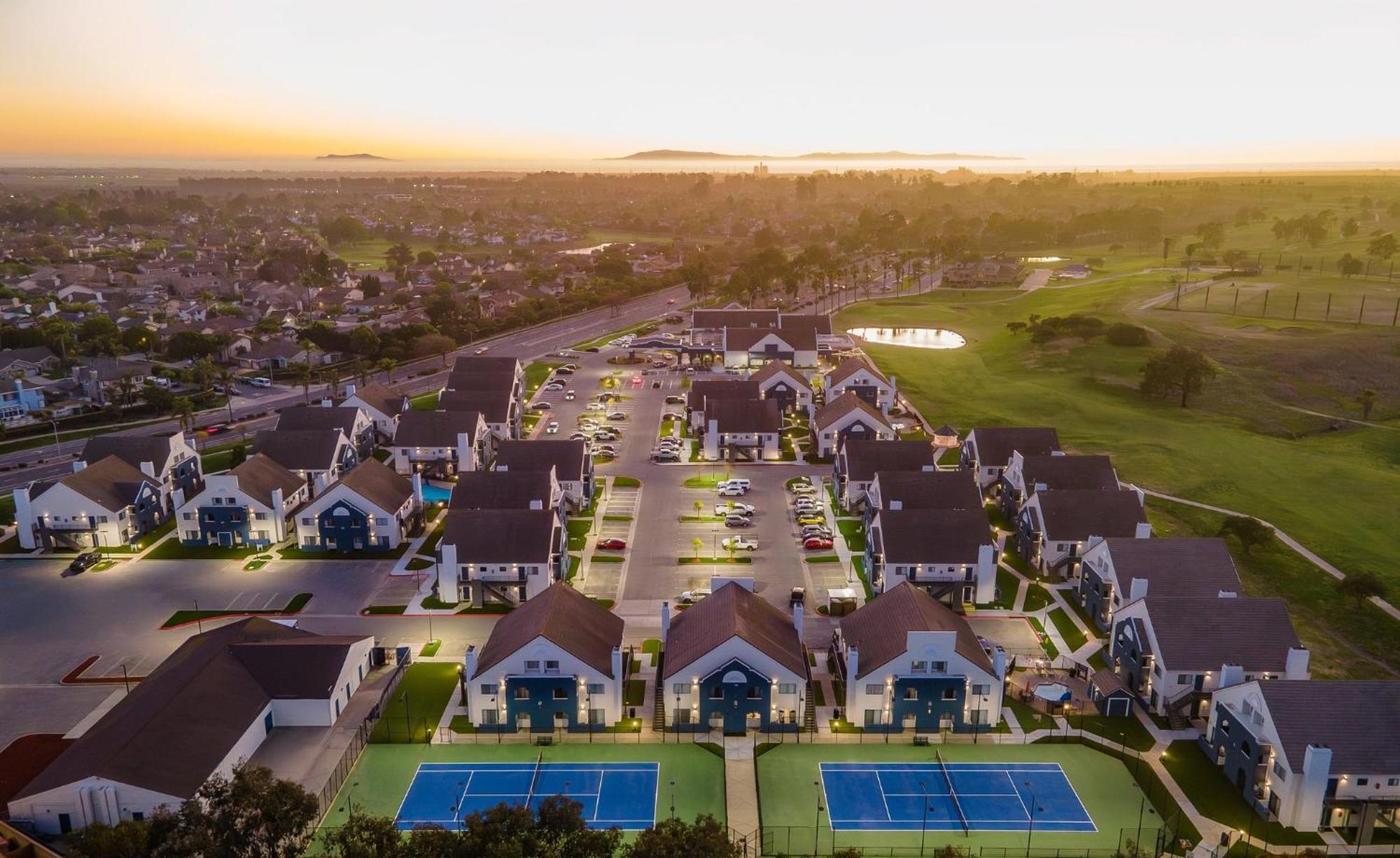 Staybridge Suites Oxnard - River Ridge By Ihg Exteriör bild